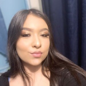 Meet your Posher, Mariela